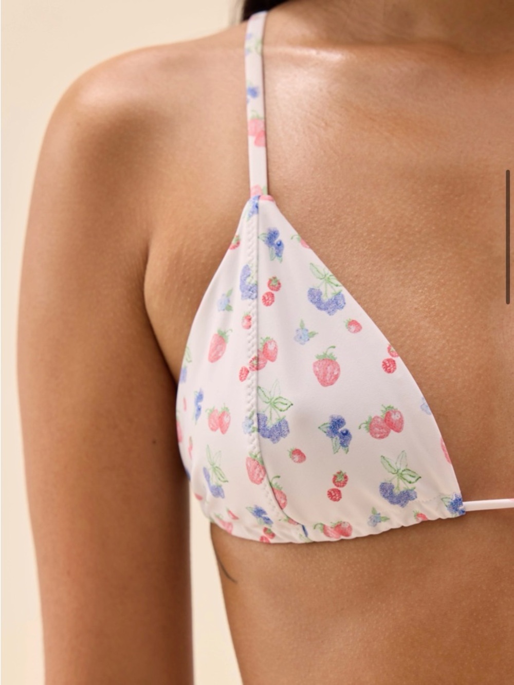 Djerf Avenue Triangle Bikini Top Summer Berries L